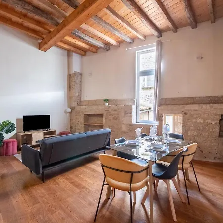 Niortaise La Belle Holiday home